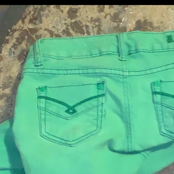 Jeans - Picture 3 of 3